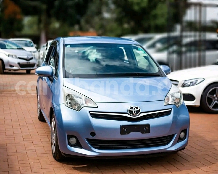 Big with watermark toyota ractis uganda kampala 25295