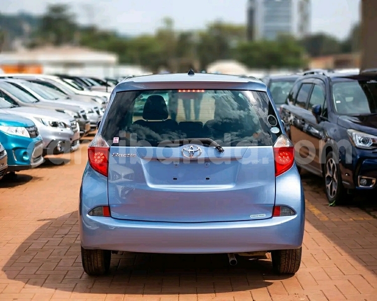 Big with watermark toyota ractis uganda kampala 25295