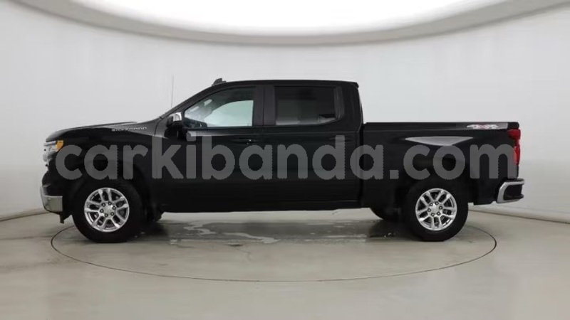 Big with watermark chevrolet silverado uganda kampala 25298
