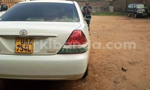 Buy Used Toyota Mark II White Car in Kampala in Uganda Buy Used Toyota Mark II White Car in Kampala in Uganda