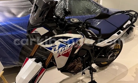Buy Used Honda CRF Beige Bike in Kampala in Uganda Buy Used Honda CRF Beige Bike in Kampala in Uganda