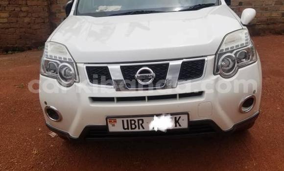 Buy Used Nissan X–Trail White Car in Kampala in Uganda