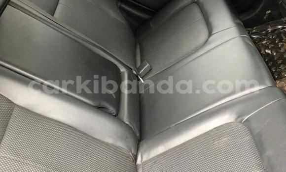 Nunua Ilio tumika Nissan X–Trail Nyeupe Gari ndani ya Kampala nchini Uganda Nunua Ilio tumika Nissan X–Trail Nyeupe Gari ndani ya Kampala nchini Uganda