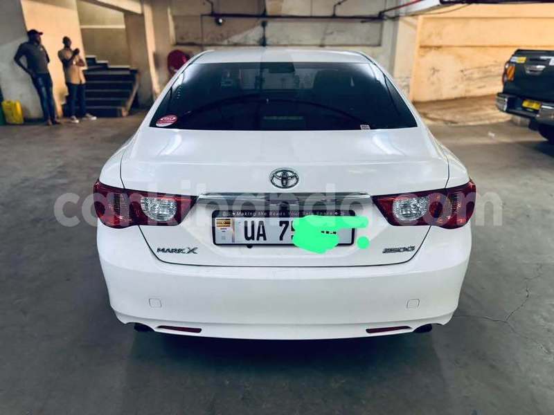 Big with watermark toyota mark x uganda kampala 25325