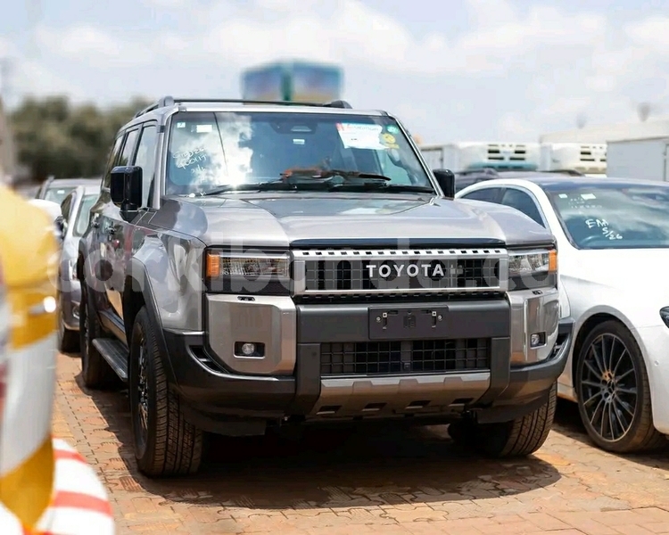 Big with watermark toyota land cruiser prado uganda kampala 25348