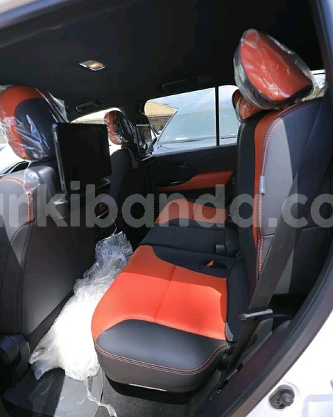 Big with watermark toyota land cruiser uganda kampala 25350