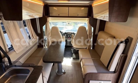 Buy Used Fiat Ulysse White Car in Kampala in Uganda Buy Used Fiat Ulysse White Car in Kampala in Uganda