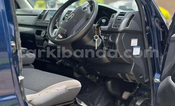 Buy Used Toyota Hiace Black Car in Kampala in Uganda Buy Used Toyota Hiace Black Car in Kampala in Uganda