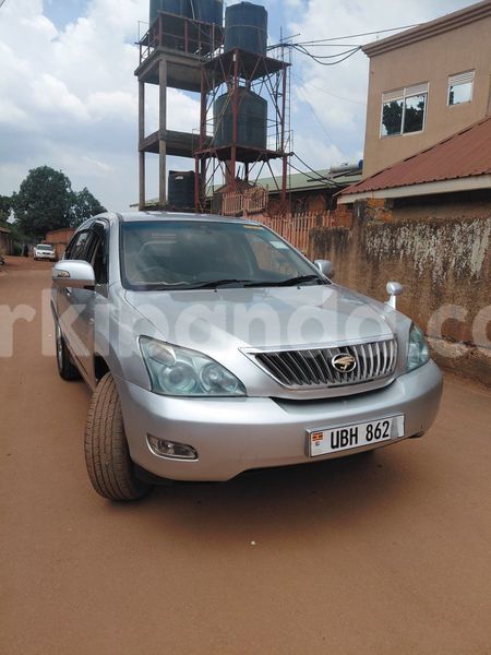 Big with watermark toyota harrier uganda kampala 25378