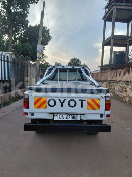 Big with watermark toyota hilux uganda kampala 25384