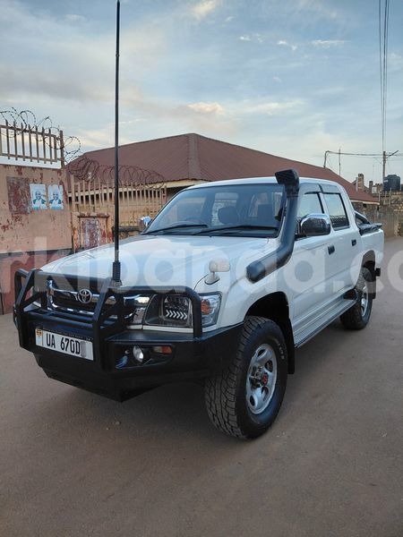 Big with watermark toyota hilux uganda kampala 25384