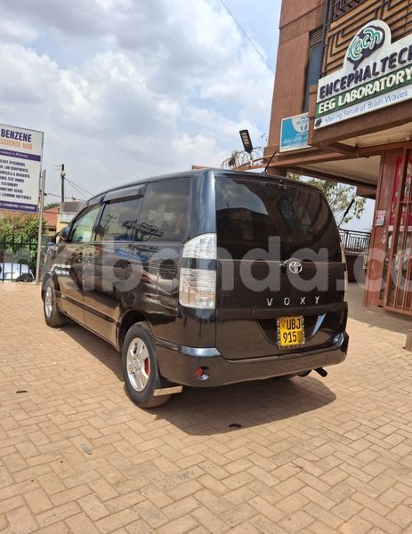 Big with watermark toyota voxy uganda kampala 25390