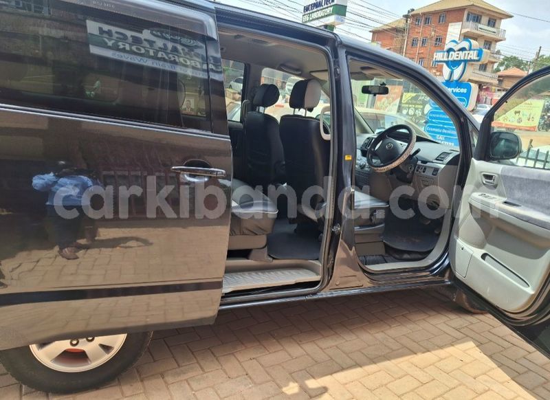 Big with watermark toyota voxy uganda kampala 25390