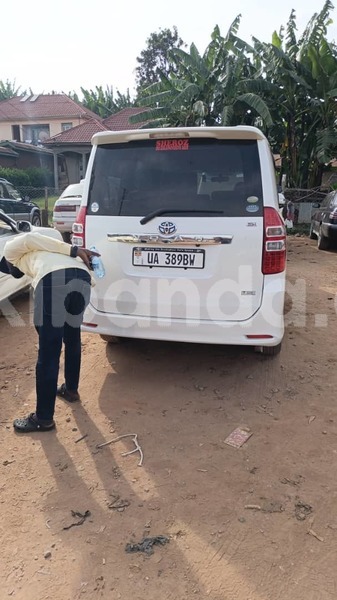 Big with watermark toyota noah uganda kampala 25398