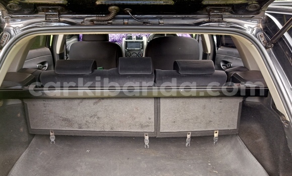 Acheter Occasion Voiture Toyota Fielder Noir à Kampala, Ouganda Acheter Occasion Voiture Toyota Fielder Noir à Kampala, Ouganda