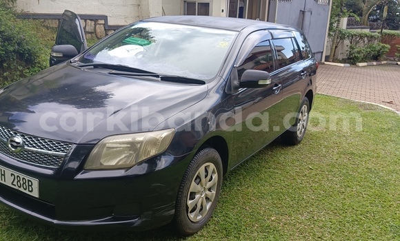 Acheter Occasion Voiture Toyota Fielder Noir à Kampala, Ouganda Acheter Occasion Voiture Toyota Fielder Noir à Kampala, Ouganda