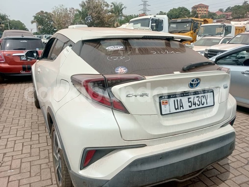 Big with watermark toyota c hr uganda kampala 25402