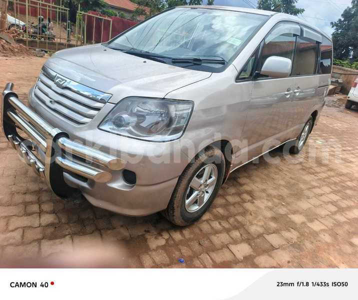 Big with watermark toyota noah uganda kampala 25405