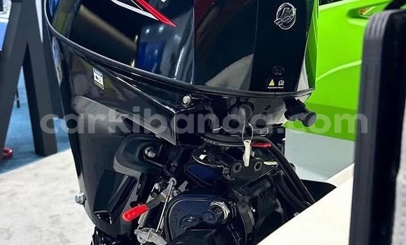 Nunua Ilio tumika Suzuki Jimny Nyeupe Gari ndani ya Kampala nchini Uganda Nunua Ilio tumika Suzuki Jimny Nyeupe Gari ndani ya Kampala nchini Uganda