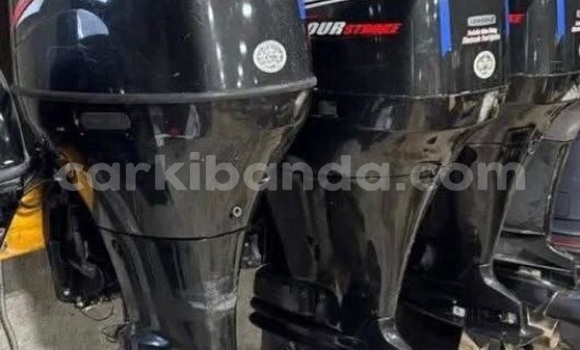 Nunua Ilio tumika Suzuki Jimny Nyeupe Gari ndani ya Kampala nchini Uganda Nunua Ilio tumika Suzuki Jimny Nyeupe Gari ndani ya Kampala nchini Uganda