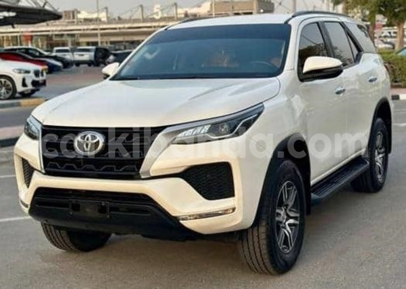 Big with watermark toyota fortuner uganda kampala 25407