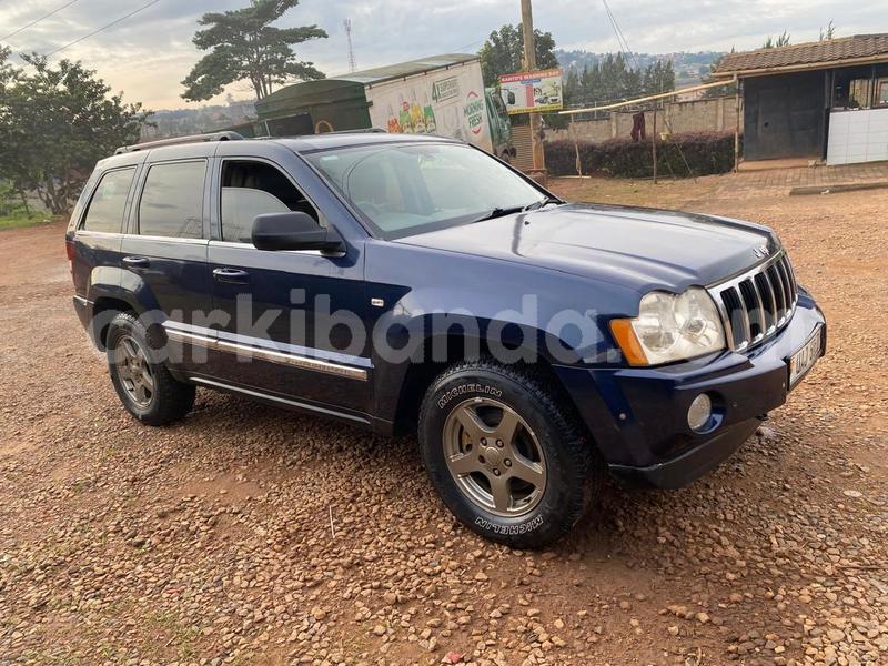 Big with watermark jeep grand cherokee uganda kampala 25418
