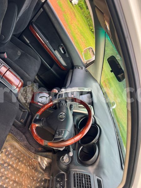 Big with watermark toyota harrier uganda kampala 25421