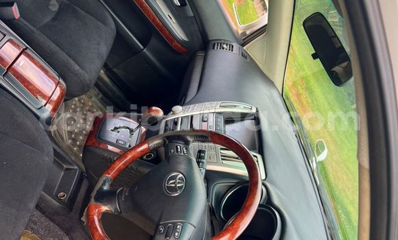 Buy Used Toyota Harrier White Car in Kampala in Uganda Buy Used Toyota Harrier White Car in Kampala in Uganda