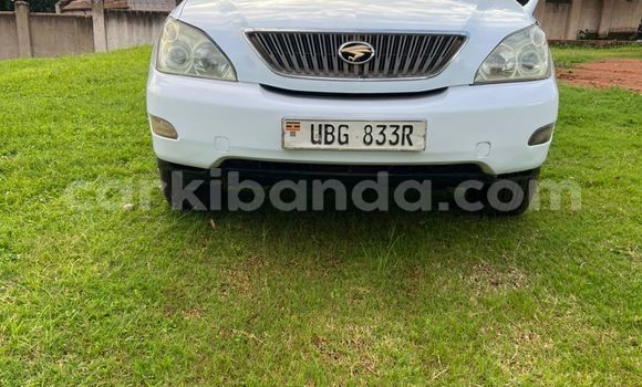 Buy Used Toyota Harrier White Car in Kampala in Uganda Buy Used Toyota Harrier White Car in Kampala in Uganda