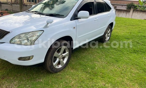 Buy Used Toyota Harrier White Car in Kampala in Uganda Buy Used Toyota Harrier White Car in Kampala in Uganda
