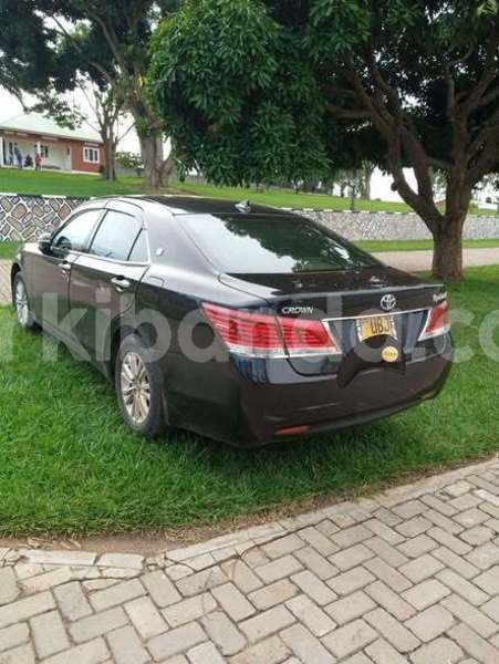 Big with watermark toyota crown uganda kampala 25426