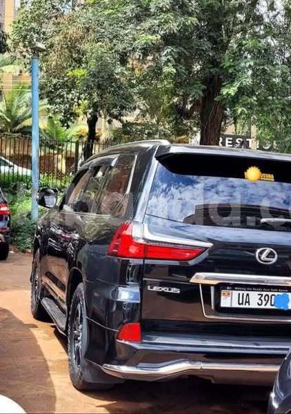 Big with watermark lexus es uganda kampala 25427