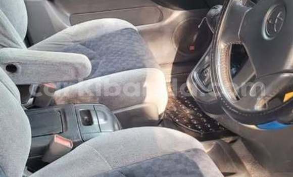 Gura Yakoze Toyota Harrier Other Imodoka i Kampala mu Uganda Gura Yakoze Toyota Harrier Other Imodoka i Kampala mu Uganda