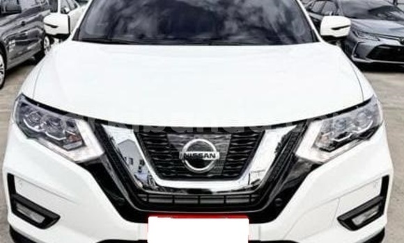 Buy Used Nissan X–Trail White Car in Kampala in Uganda Buy Used Nissan X–Trail White Car in Kampala in Uganda