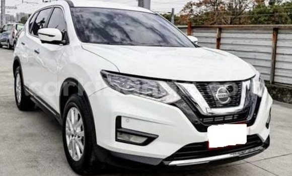 Buy Used Nissan X–Trail White Car in Kampala in Uganda Buy Used Nissan X–Trail White Car in Kampala in Uganda