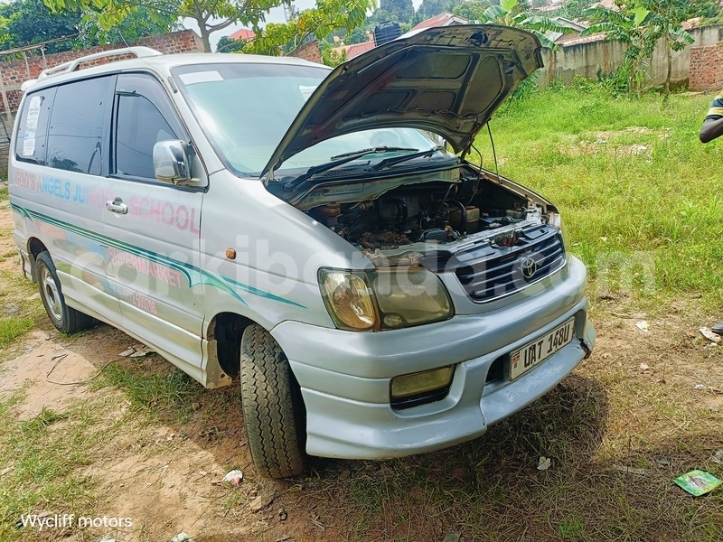 Big with watermark toyota noah uganda mukono 25439