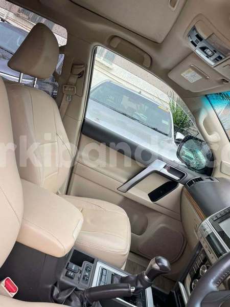 Big with watermark toyota land cruiser uganda kampala 25440