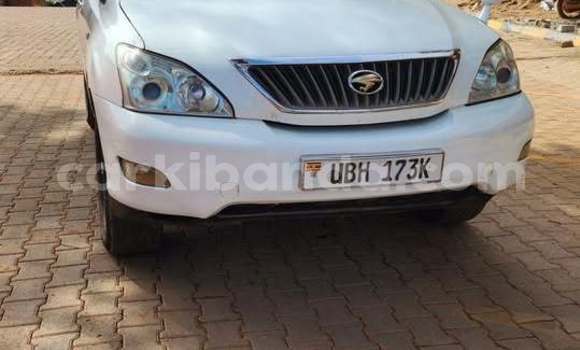 Buy Used Toyota Harrier White Car in Kampala in Uganda Buy Used Toyota Harrier White Car in Kampala in Uganda