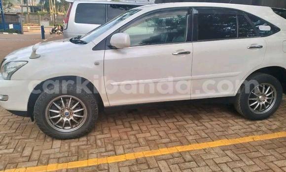Buy Used Toyota Harrier White Car in Bugembe in Eastern Buy Used Toyota Harrier White Car in Bugembe in Eastern