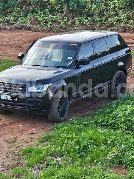 Big with watermark land rover range rover vogue eastern bugiri 25449