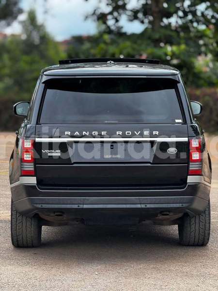 Big with watermark land rover range rover vogue uganda kampala 25457