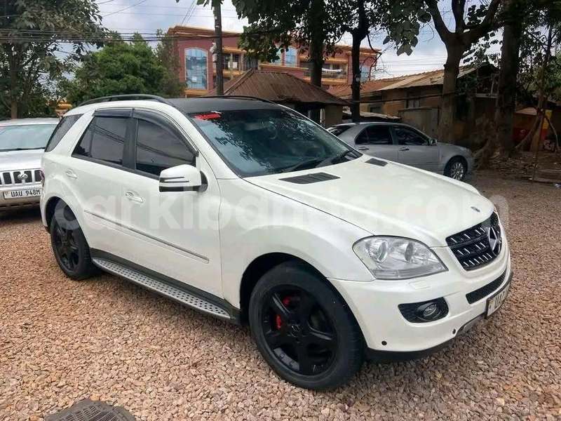 Big with watermark mercedes benz g klasse uganda kampala 25460