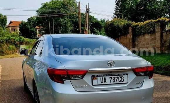 Buy Used Toyota Mark X White Car in Kampala in Uganda Buy Used Toyota Mark X White Car in Kampala in Uganda