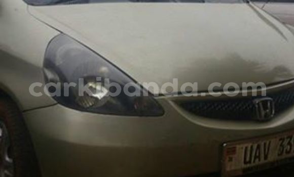 Nunua Ilio tumika Honda FIT Nyingine Gari ndani ya Kampala nchini Uganda Nunua Ilio tumika Honda FIT Nyingine Gari ndani ya Kampala nchini Uganda