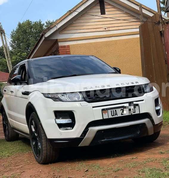 Big with watermark land rover range rover vogue uganda kampala 25464