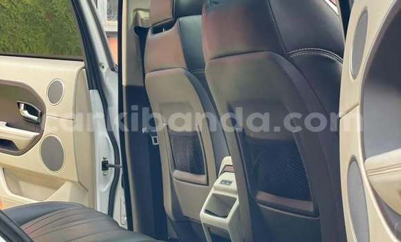 Buy Used Land Rover Range Rover Vogue White Car in Kampala in Uganda Buy Used Land Rover Range Rover Vogue White Car in Kampala in Uganda