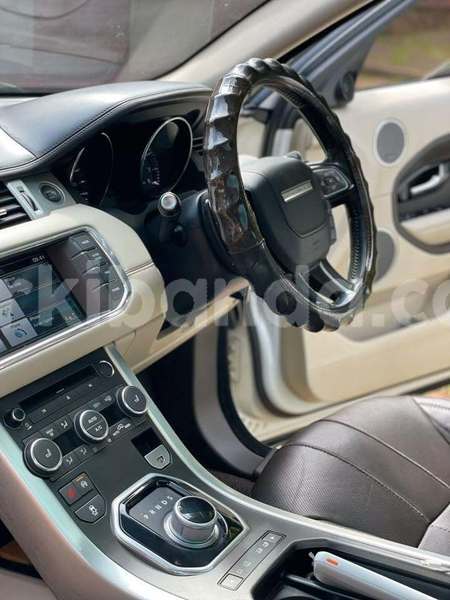 Big with watermark land rover range rover vogue uganda kampala 25464