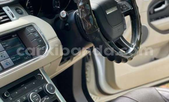 Buy Used Land Rover Range Rover Vogue White Car in Kampala in Uganda Buy Used Land Rover Range Rover Vogue White Car in Kampala in Uganda