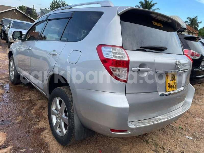Big with watermark toyota vanguard uganda kampala 25465