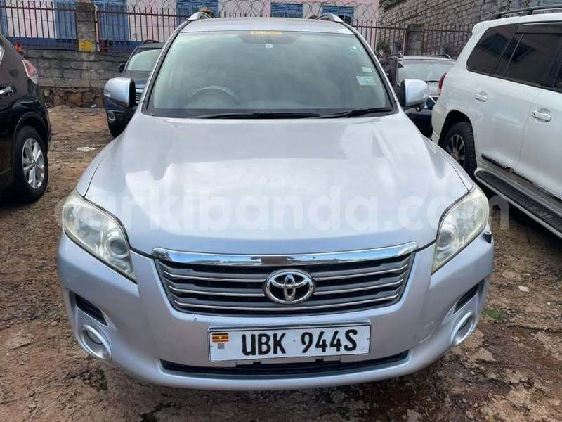 Big with watermark toyota vanguard uganda kampala 25465
